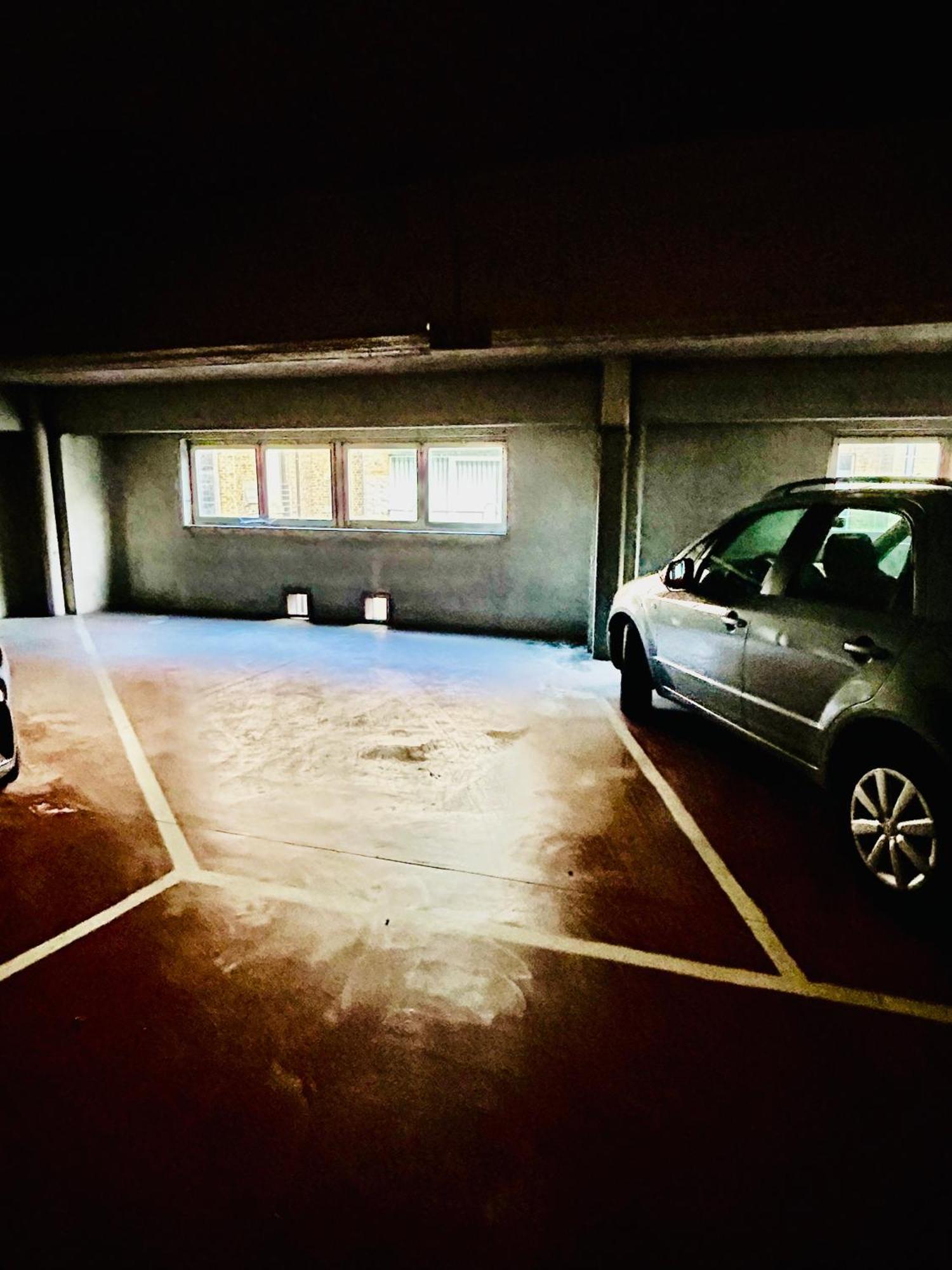 Ostend Center Luxury Top Floor Apartment With Free Parking Exterior foto